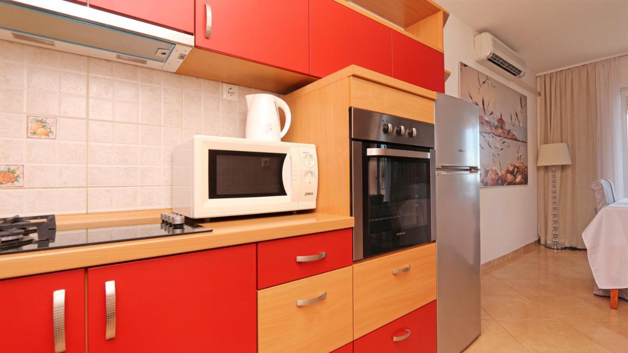 Apartments Emilija Makarska Ngoại thất bức ảnh