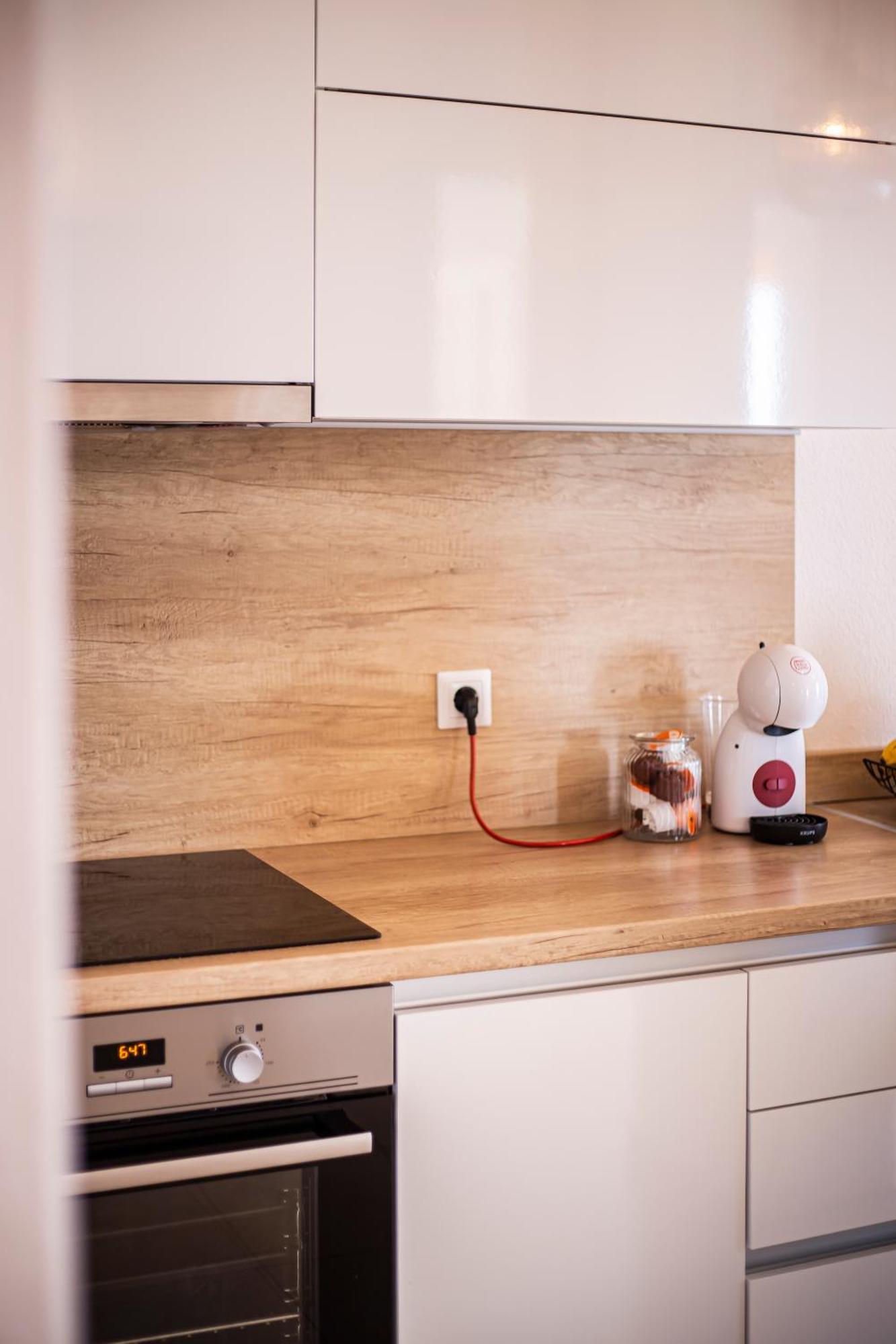 Apartments Emilija Makarska Ngoại thất bức ảnh