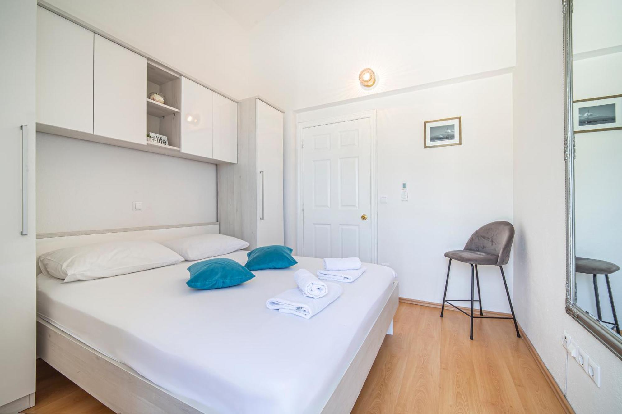Apartments Emilija Makarska Ngoại thất bức ảnh