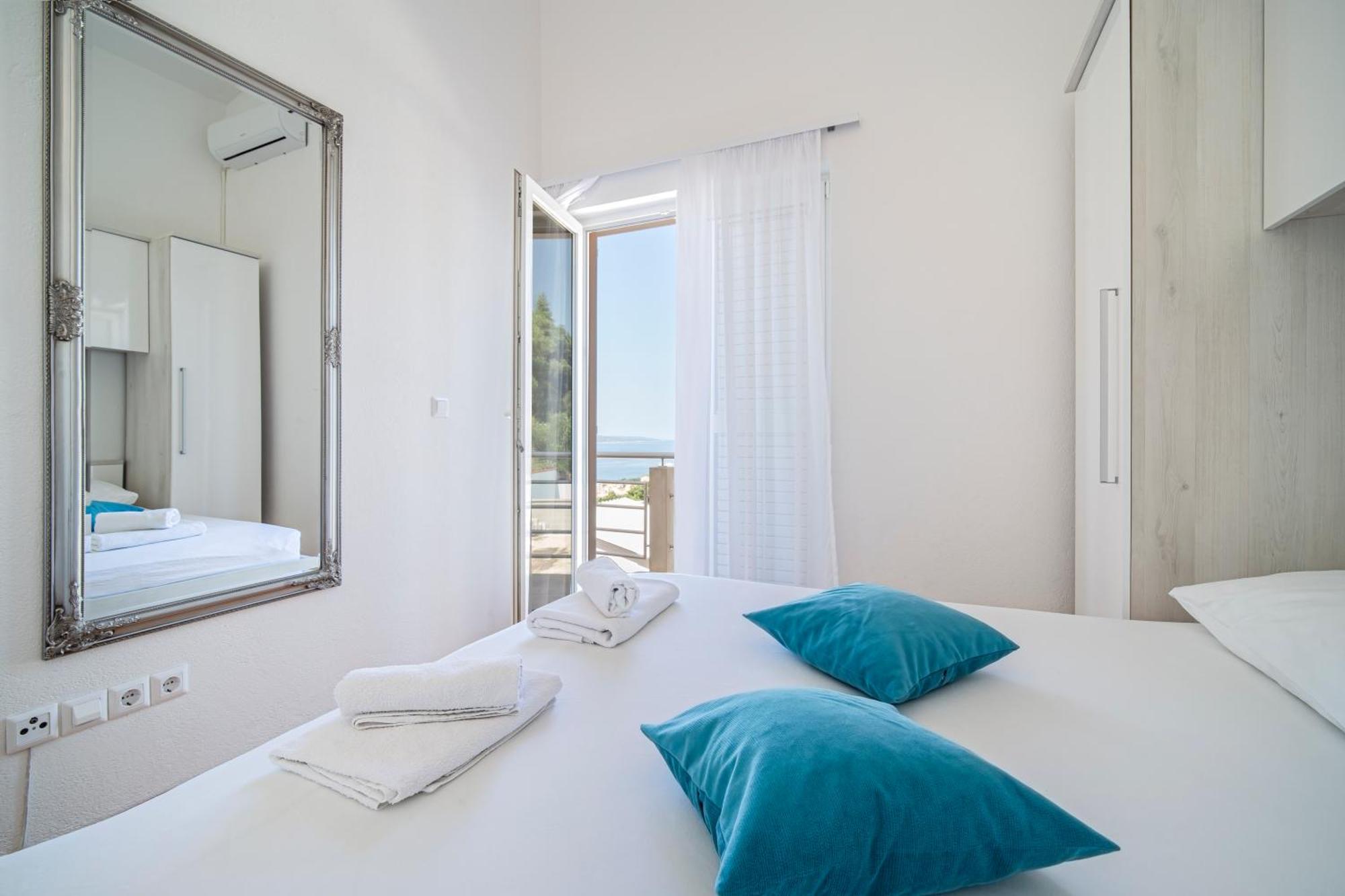 Apartments Emilija Makarska Ngoại thất bức ảnh