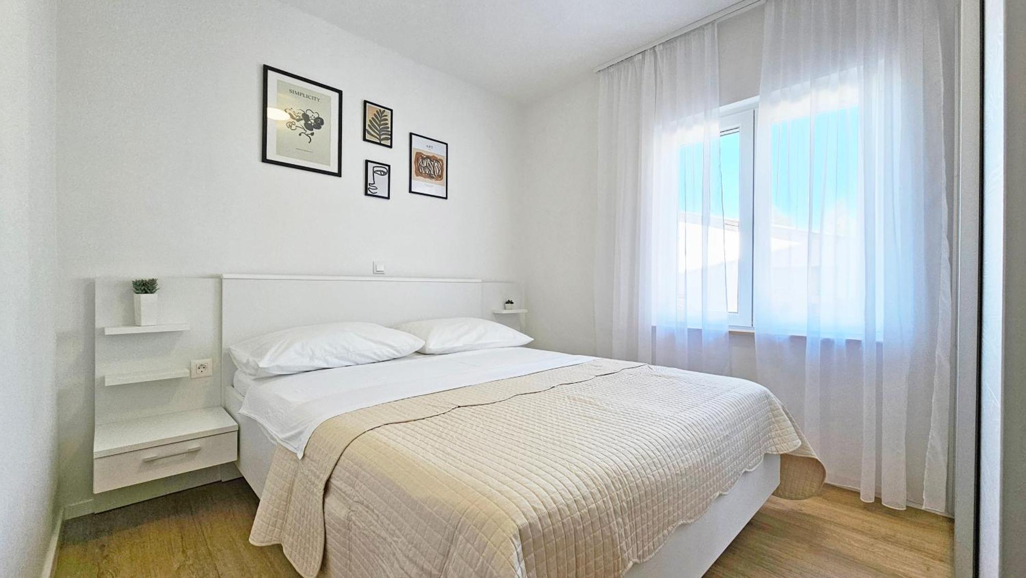 Apartments Emilija Makarska Ngoại thất bức ảnh