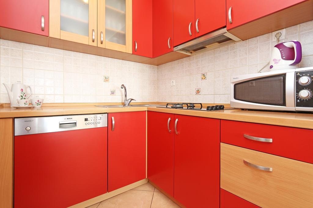Apartments Emilija Makarska Ngoại thất bức ảnh